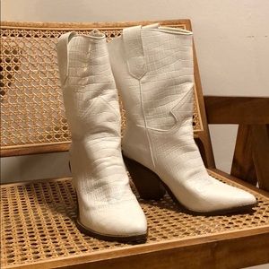 JUSTFAB MAYE WESTERN BOOTS